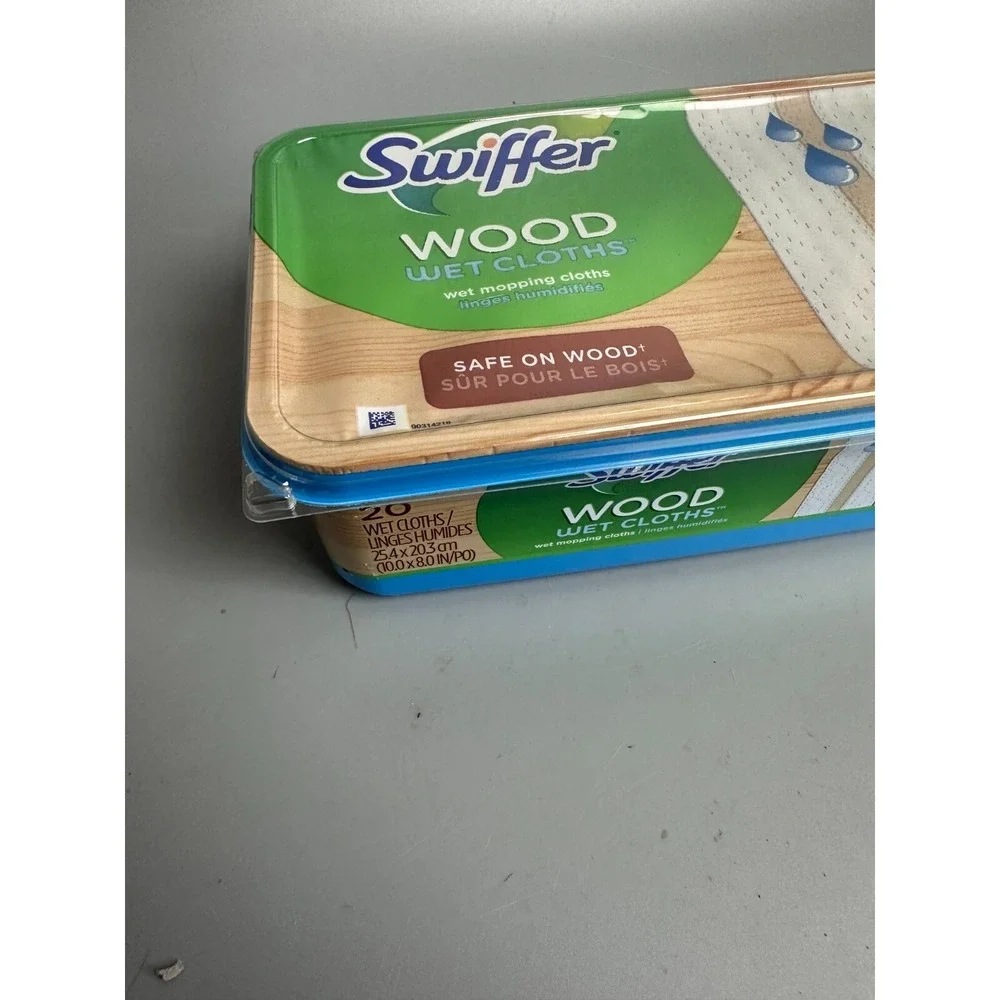 Swiffer Wood Wet Cloths Mopping Refills Trap + Lock 20 Count 10x8 Inch Safe Wood